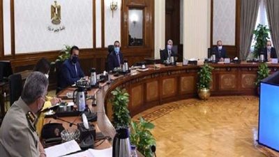رئيس الوزراء يلتقي ممثلي شركة 