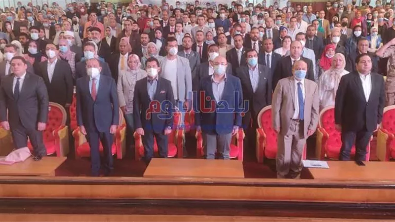 بدء فعاليات اللقاء الحواري مع شباب الصعيد بجامعة بني سويف في حضور 