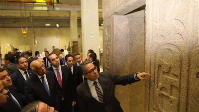 وزير الآثار يستقبل رئيس البرلمان بجولة داخل المتحف المصري الكبير (صور)