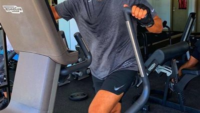 خالد النبوي يروج لفيلمه الجديد برباعية لصلاح جاهين