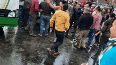 مصرع طالبان إثر تصادم سيارة بقنا