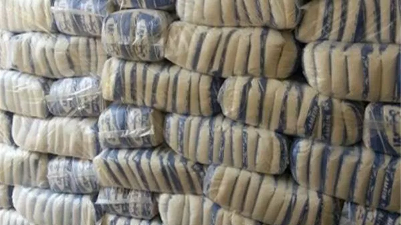 ضبط صاحب مصنع بحوزته طن سكر غير مرخص ضمن حملة تموينية بالجيزة