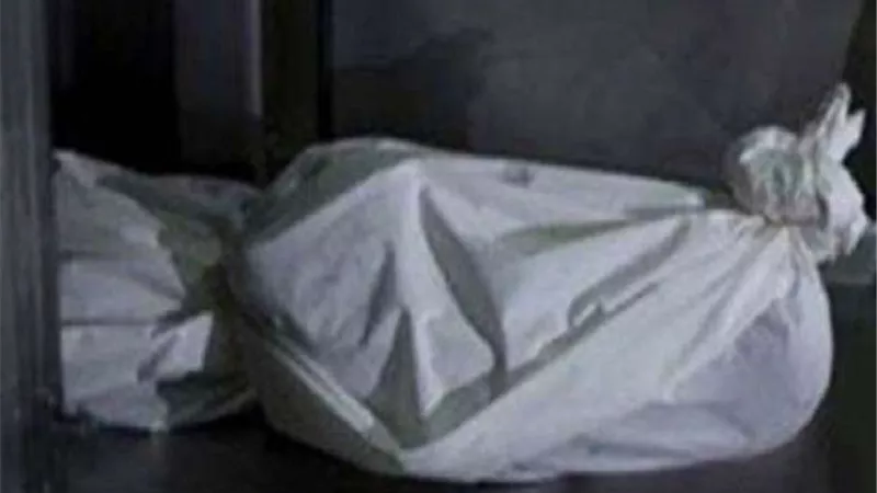 إنبعاث رائحة كريهة يكشف عن جثة متعفنة بالمحلة الكبرى