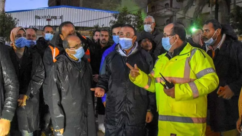 علي أبو سنة يوضح حقيقة سقوط أمطار حمضية على مصر