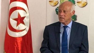 الحكومة التونسية تكلف 4 وزراء بتسيير وزارات بالنيابة