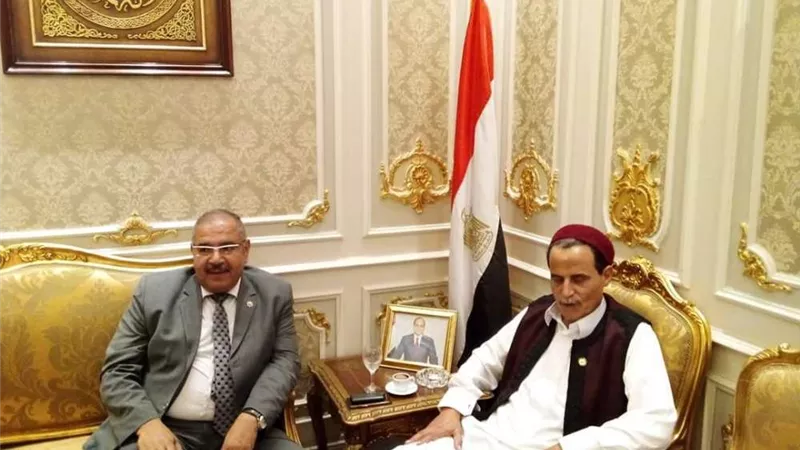وكيل تعليم مطروح يناقش مقترح إنشاء مدرسة إعدادية للبنات بالسلوم