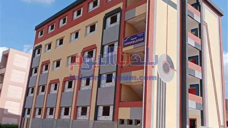 محافظ البحيرة: إنشاء ٣١٦ مدرسة بتكلفة ٢.٢ مليار جنية لخدمة ١.٦ مليون طالب