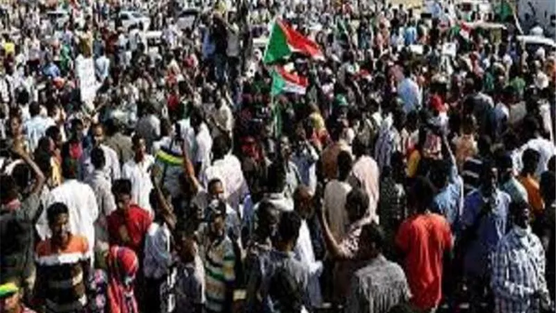 الإمارات تدعو الاطراف السودانية لـ تجنب التصعيد