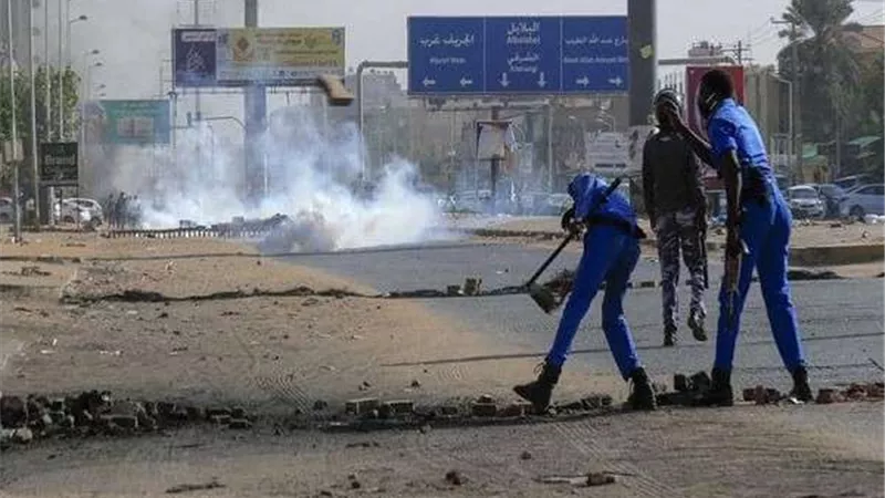 موظفي إحدى الشركات النفطية بالسودان يعلنون العصيان المدني