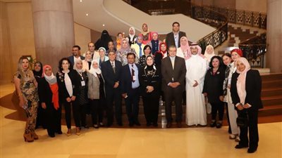 القوى العاملة تقيم حفل عشاء للمشاركين في المنتدي العربي للمرأة العاملة