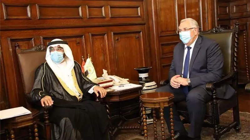 وزير الزراعة يبحث مع رئيس العربية للإستثمار والإنماء زيادة فرص التعاون بين الجانبين