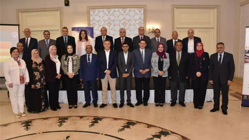 جامعة عين شمس تنظم ورشة عمل للقيادات الجامعية لبناء فريق عمل ناجح