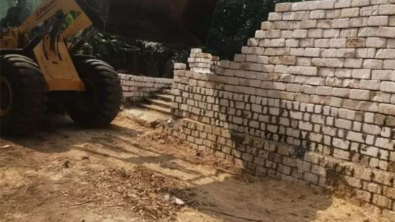 وزير الزراعة يوجه بمنع التعديات على الأراضي خلال أيام العطلات الرسمية