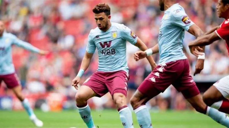 تريزيجيه يقود أستون فيلا أمام وولفرهامبتون بالدوري الإنجليزي