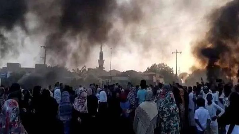 ردود أفعال مثيرة تعليقاً على أحداث السودان