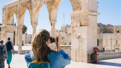حقيقة منع السائحين من التصوير بالمناطق الأثرية