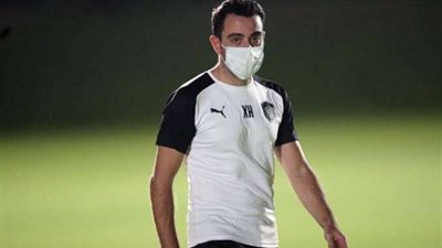 الكشف عن تعاقد برشلونة مع تشافي خلفاً رونالد كومان