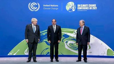 الرئيس السيسي يلتقط صور تذكارية مع الأمين العام للأمم المتحدة ورئيس الوزراء البريطانى