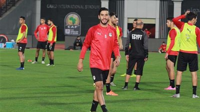 المنتخب الأوليمبي بزيه الأساسي أمام غانا في أمم أفريقيا
