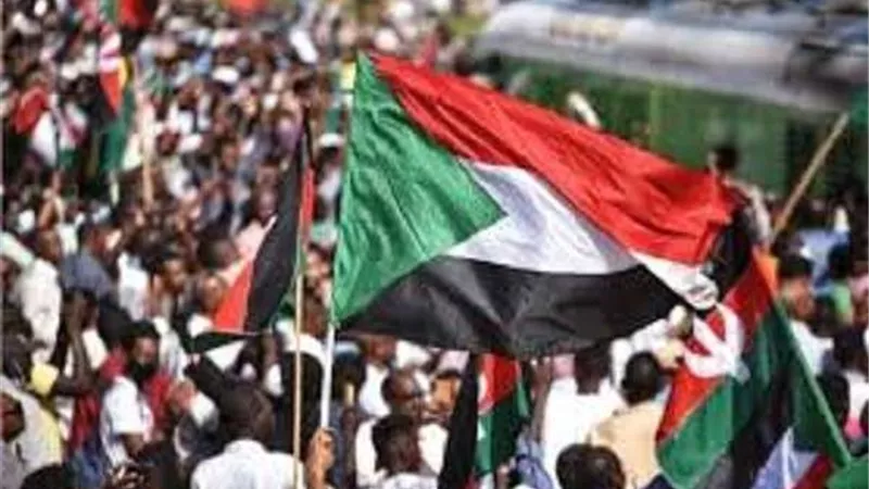 إصابة 12 من قوات الأمن السودانية في الاحتجاجات