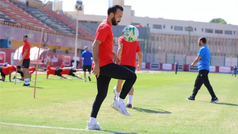 الأهلي يستأنف تدريباته استعداداً للزمالك في القمة