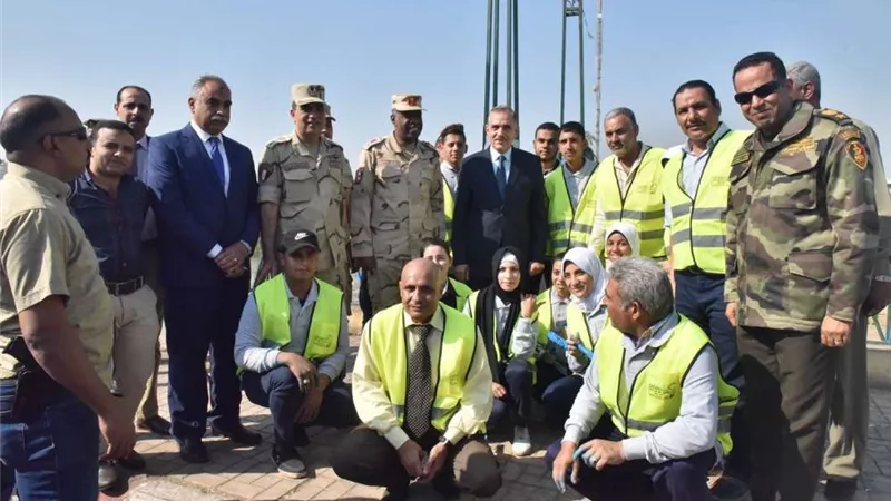 محافظ أسيوط وقائد قوات الدفاع الشعبي يتفقدان أعمال تطوير وتجميل كورنيش ترعة الإبراهيمية