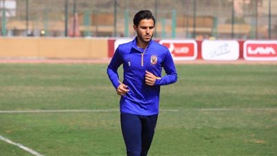 حمدي فتحي يغادر معسكر المنتخب