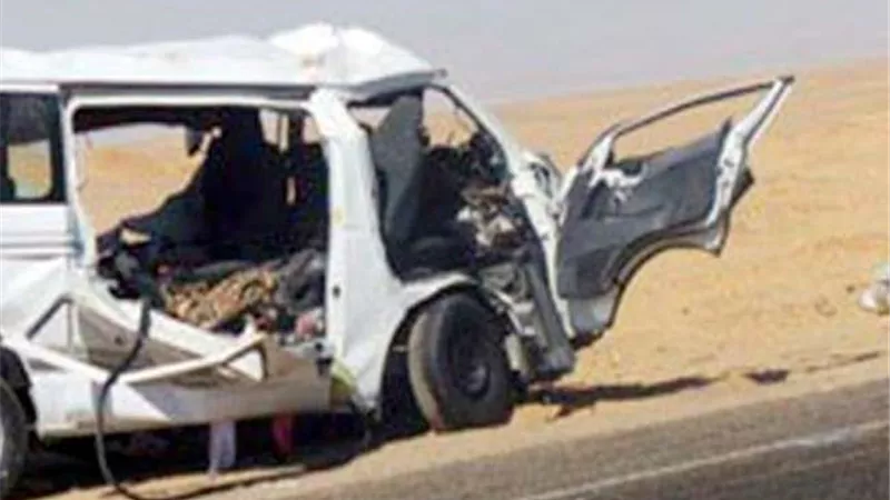 بالأسماء.. مصرع 6 أشخاص وإصابة 10 آخرين إثر انقلاب ميكروباص بصحراوى بني سويف