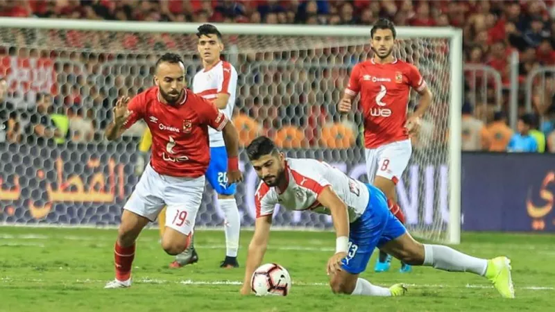 شوبير يعلن عن طاقم تحكيم مباراة القمة بين الأهلي والزمالك