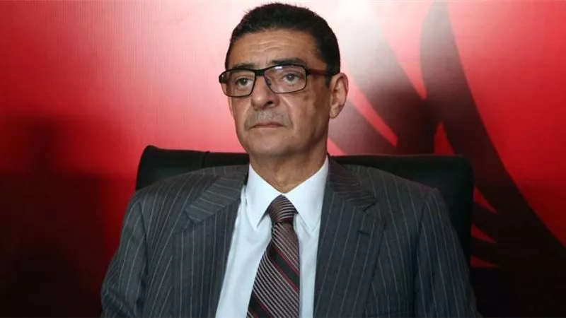 عضو اتحاد الكرة السابق يفجر مفاجأة بشأن ترشح محمود طاهر