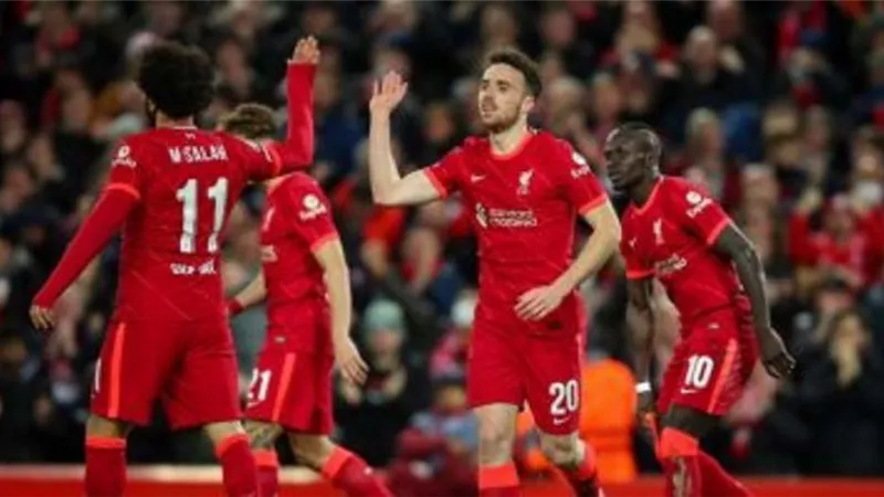 الشوط الأول.. ليفربول يضرب أتلتيكو مدريد بثنائية