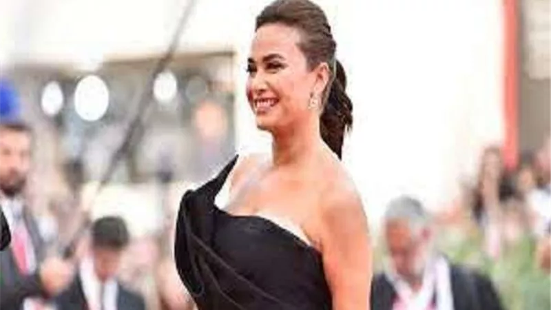 مهرجان القاهرة السينمائي يكشف عن أنشطة «نتفلكس» بمشاركة هند صبري
