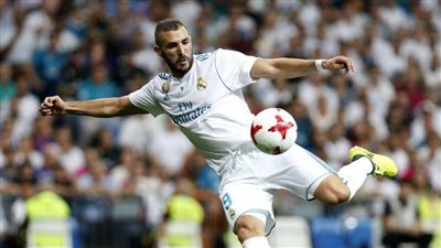 بعد أزمة الاتحاد الفرنسي.. فرانس فوتبول تكشف موقف بنزيما من منتخب الجزائر