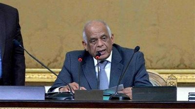 علي عبد العال: 