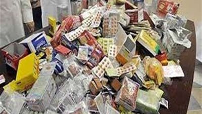 ضبط 400 قرص تامول داخل صيدلية بكفر محمد جاويش بالشرقية