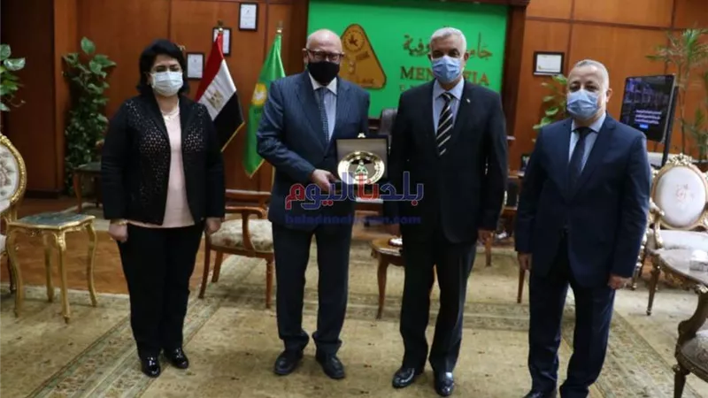 رئيس جامعة المنوفية يستقبل رئيس الهيئة القومية لسلامة الغذاء