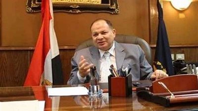 محافظ الفيوم يكشف عن مشروع جديد لتوليد الطاقة الشمسية النظيفة