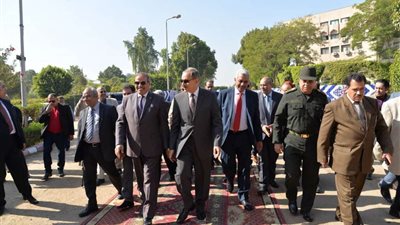 محافظ أسيوط يشارك في فعاليات المؤتمر السنوي للطب التكاملي بجامعة الأزهر