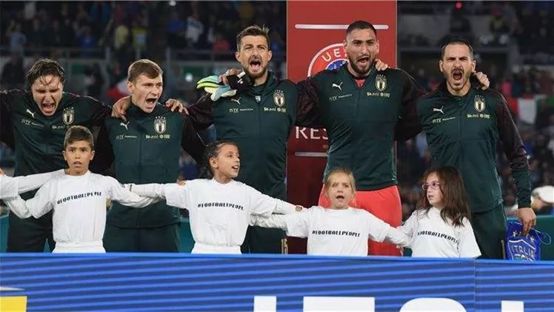 جورجينيو: إيطاليا تلعب مثل البرازيل ولن أبوح بأسراري