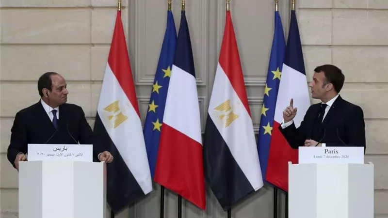 الرئيس السيسي يضع برنامجا للمباحثات مع ماكرون ورؤساء الدول
