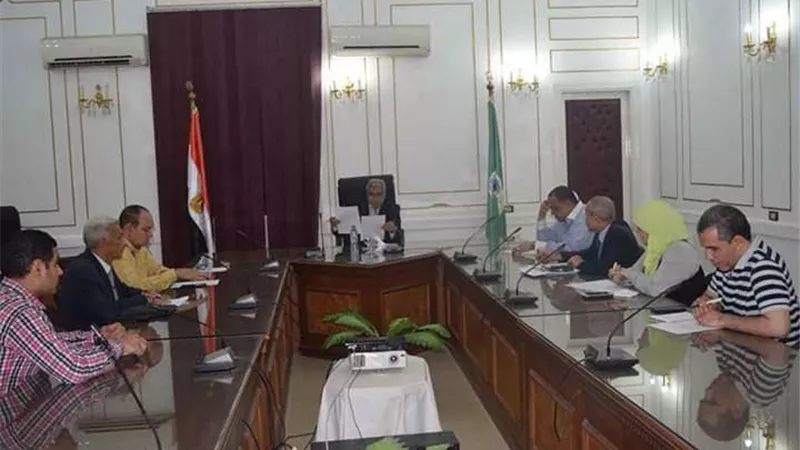 محافظ المنيا: غرفة الأزمات والكوارث منعقدة على مدار 24 ساعة