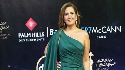 هنا شيحة تنعي شقيقة الداعية معز مسعود