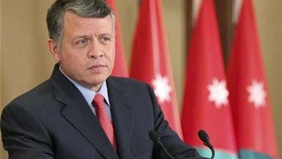 ملك الأردن يقلد ولي العهد رتبة جديدة في القوات المسلحة