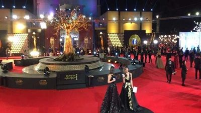 شاهد.. التجهيزات النهائية لمهرجان القاهرة السينمائي قبل ساعات من انطلاقه