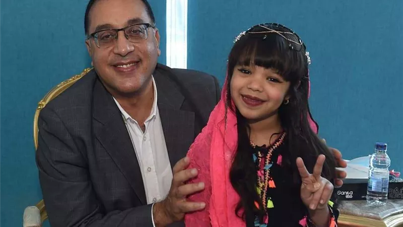طفلة الوادي الجديد تكشف تفاصيل لقائها بـ رئيس الوزراء