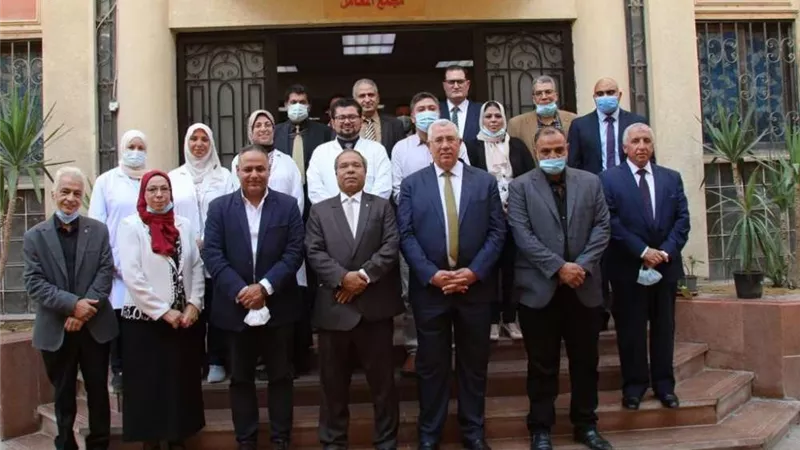 وزير الزراعة يطالب بإيجاد حلول عملية للتعامل مع ظاهرة التغيرات المناخية ( صور)