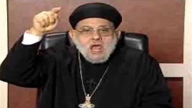 اتهم بالشذوذ وأساء للرسول.. القصة الكاملة لـ زكريا بطرس.. ينشر الفتنة ومطالب بردعه
