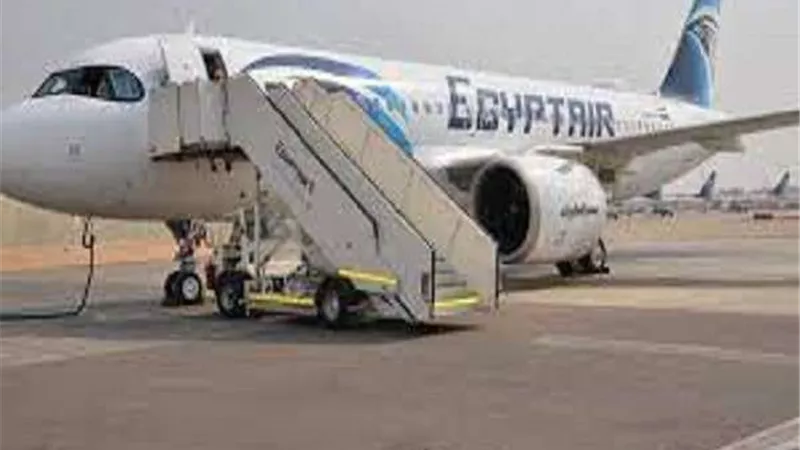 بشري سارة تحملها 