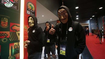انتهت المهمة بنجاح.. على الطريقة الإسبانية الفرعنة يسرقون اللقب بـ