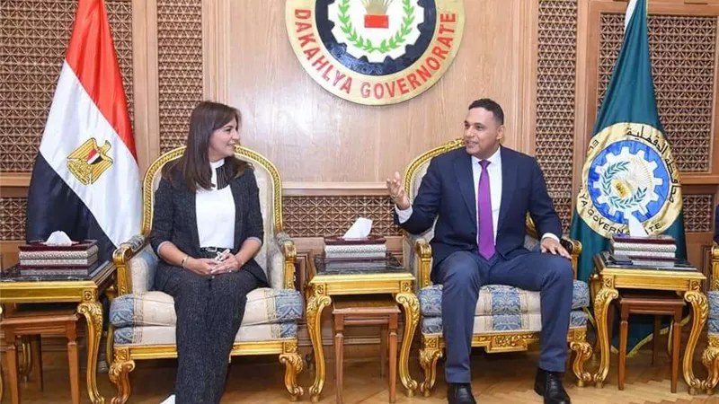 وزيرة الهجرة: حريصون على حياة أبنائنا وتوفير البدائل الآمنة للهجرة غير الشرعية